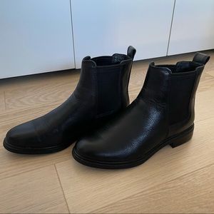 Clarks Clarkdale Arlo Leather Chelsea Boots (8, Black)